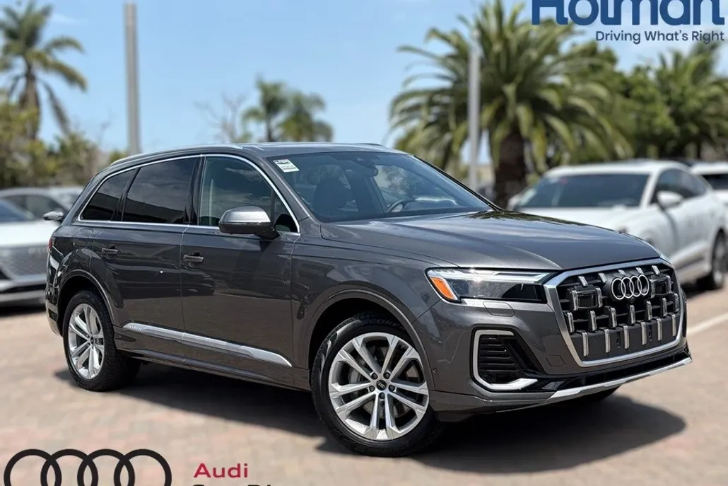 2025 Audi Q7 45 Premium photo 1