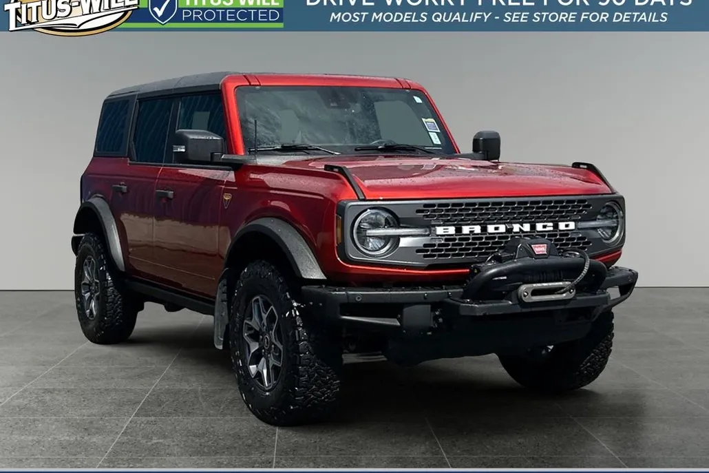 2024 Ford Bronco Badlands photo 1