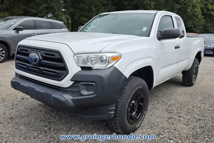 2019 Toyota Tacoma SR photo 1