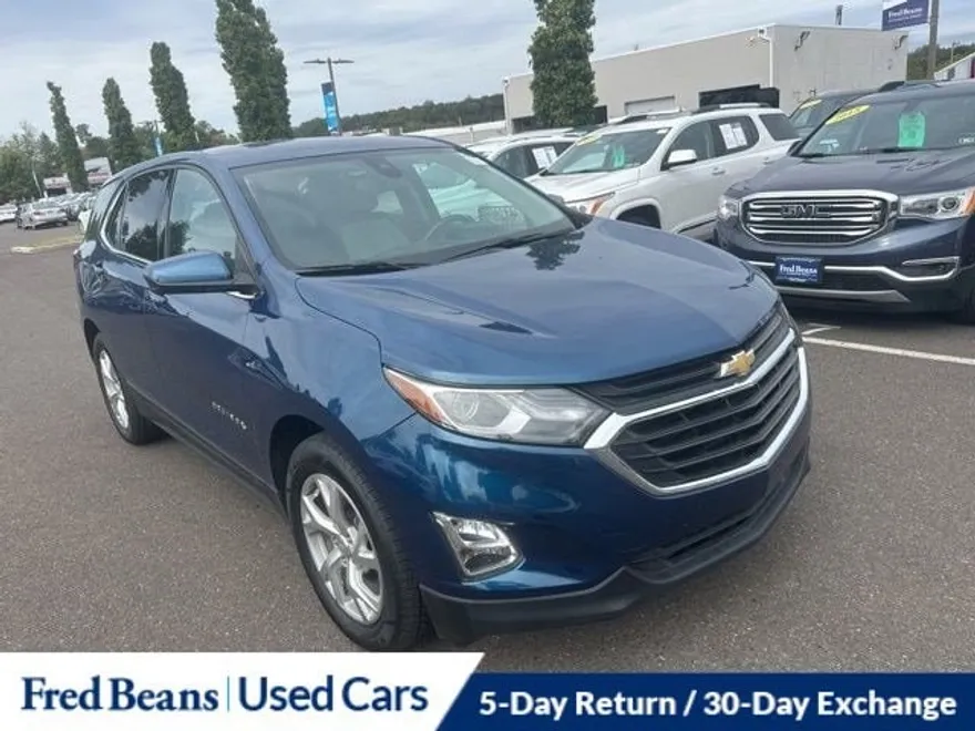 2020 Chevrolet Equinox LT photo 1