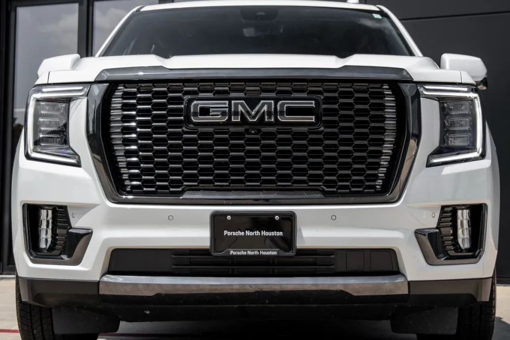 2023 Gmc Yukon XL Denali Ultimate photo 1