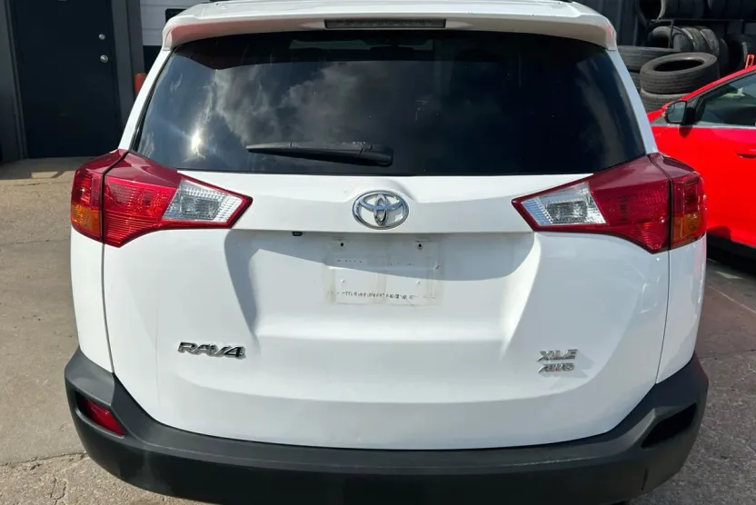 2014 Toyota RAV4 XLE Sport photo 1