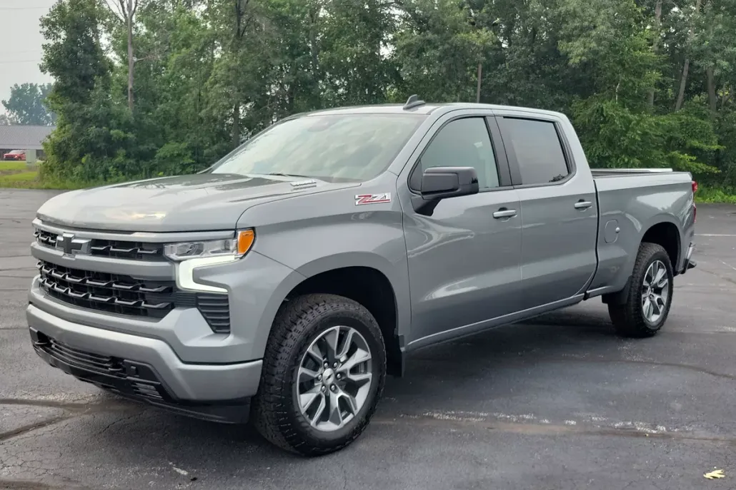2026 Chevrolet Silverado 1500 RST photo 1