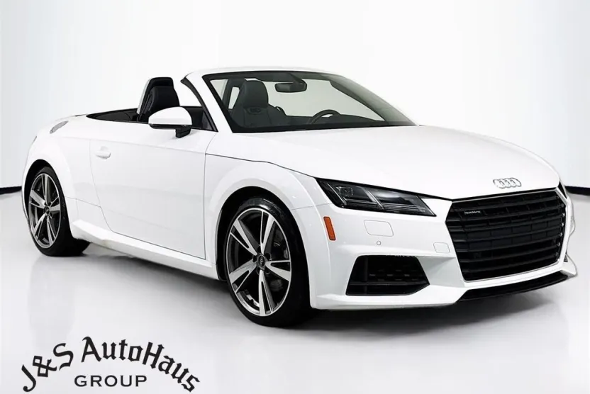 2021 Audi TT 2.0T Roadster Quattro photo 1