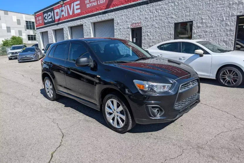 2014 Mitsubishi Outlander Sport ES photo 1