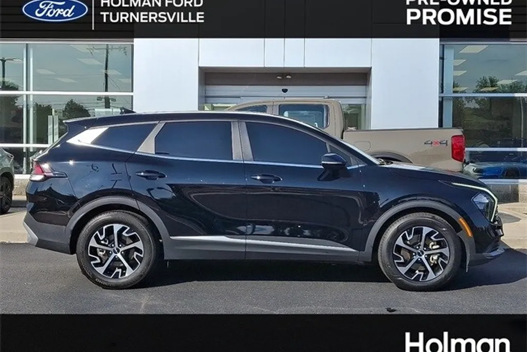 2023 Kia Sportage EX photo 1