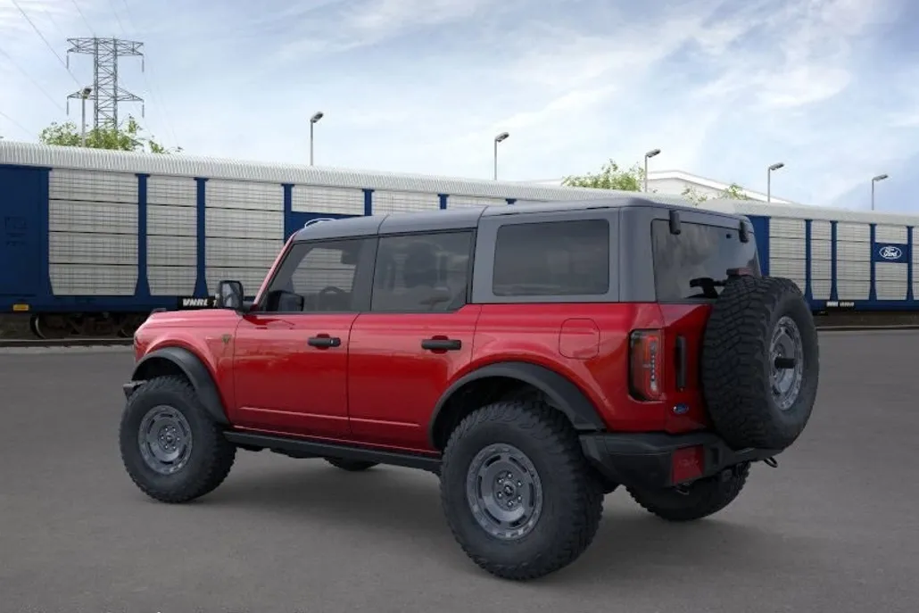 2025 Ford Bronco Badlands photo 1