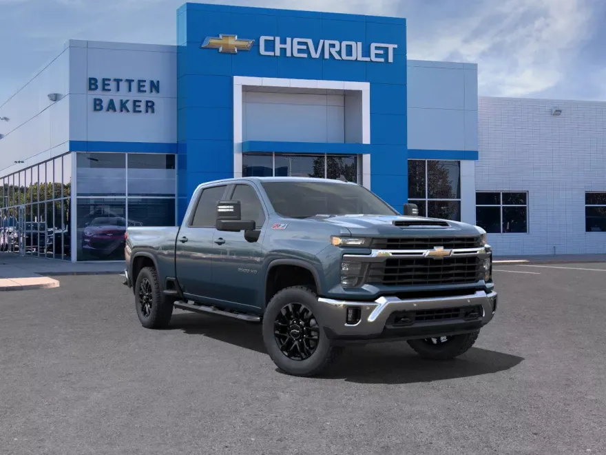 2025 Chevrolet Silverado 2500HD LT photo 1