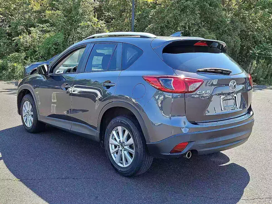 2016 Mazda CX-5 Touring photo 1