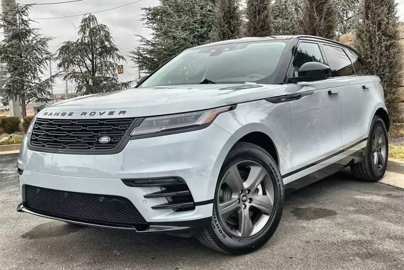 2025 Land Rover Range Rover Velar SE photo 1