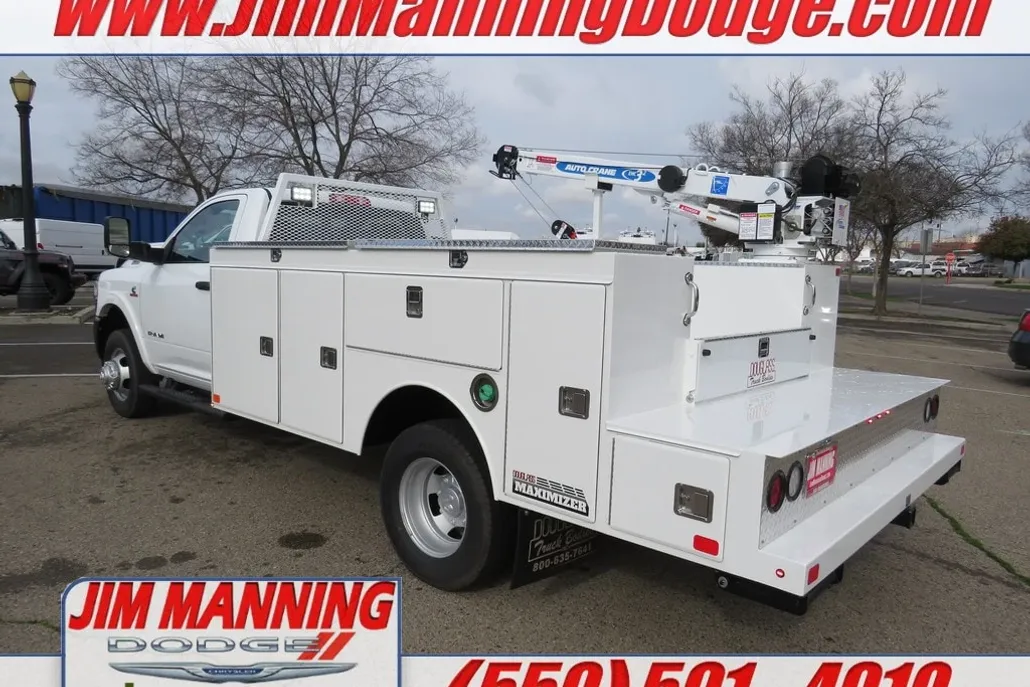 2022 Ram 3500 Tradesman photo 1