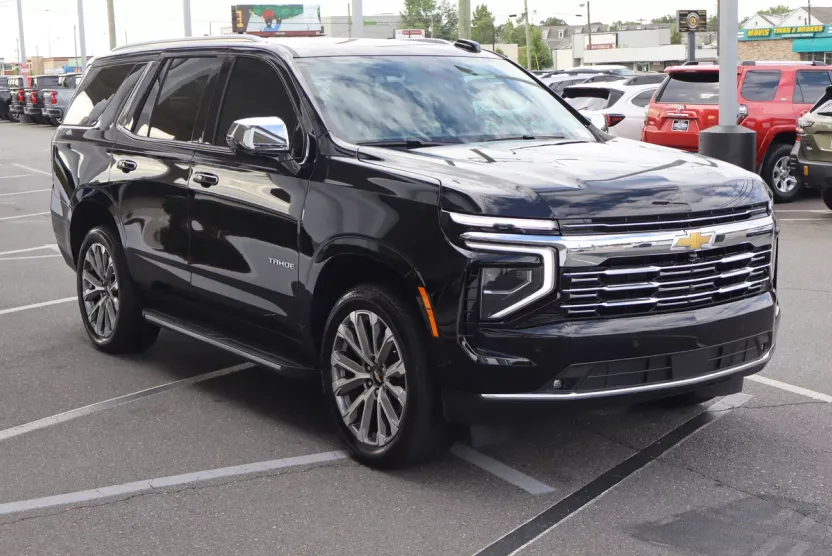 2025 Chevrolet Tahoe Premier photo 1
