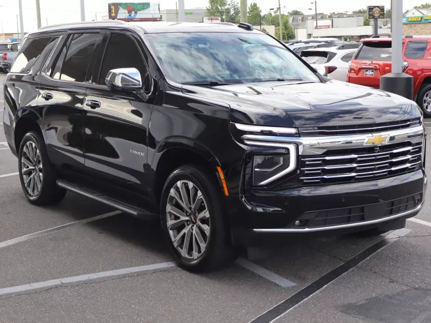 2025 Chevrolet Tahoe Premier photo 1