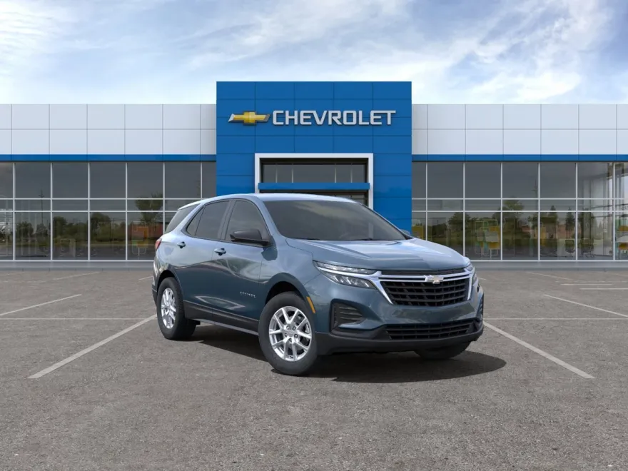 2024 Chevrolet Equinox LS photo 1