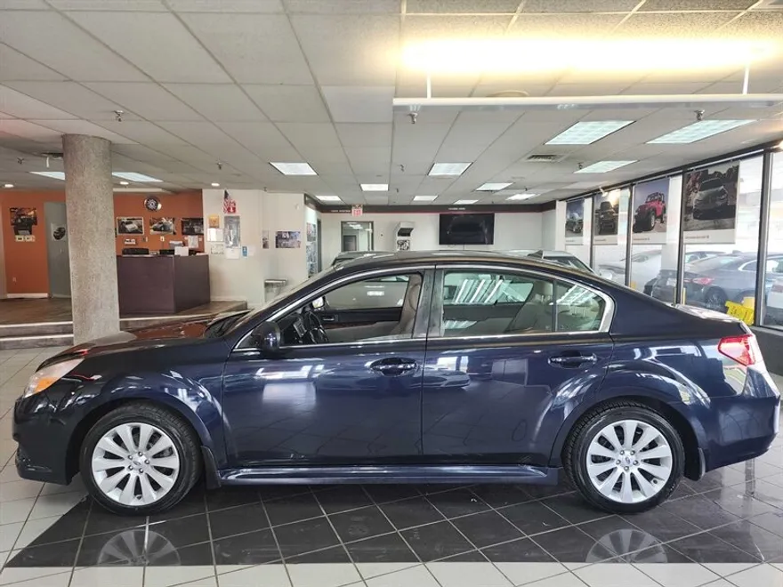 2012 Subaru Legacy 2.5i Limited photo 1