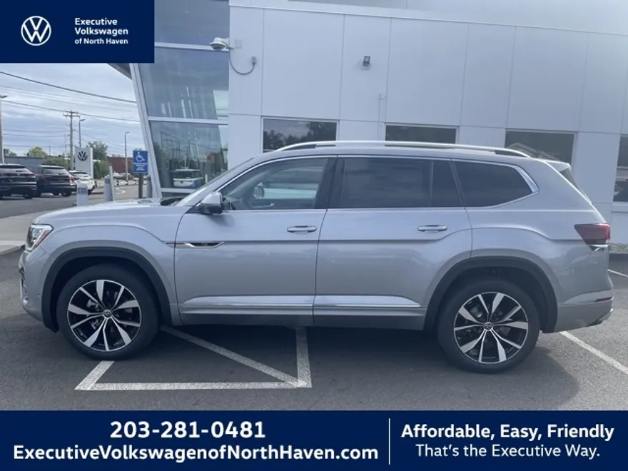 2026 Volkswagen Atlas SEL Premium R-Line photo 1