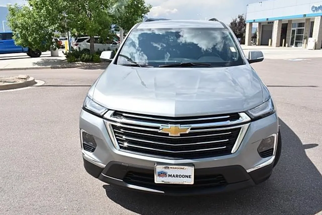 2023 Chevrolet Traverse Cloth 1LT photo 1