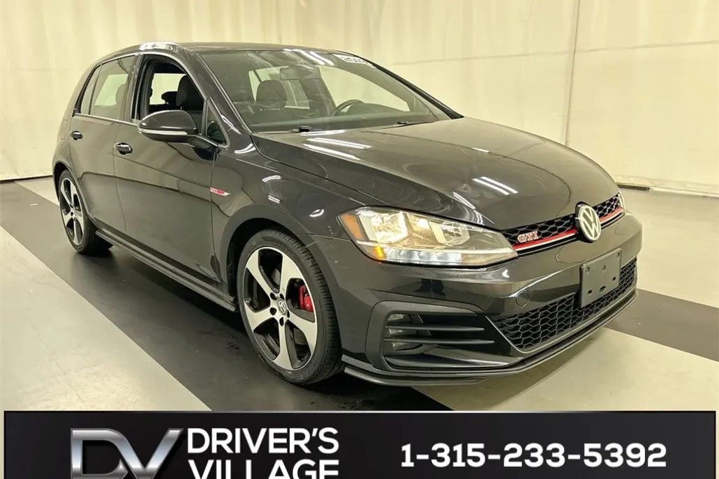 2019 Volkswagen Golf GTI S photo 1