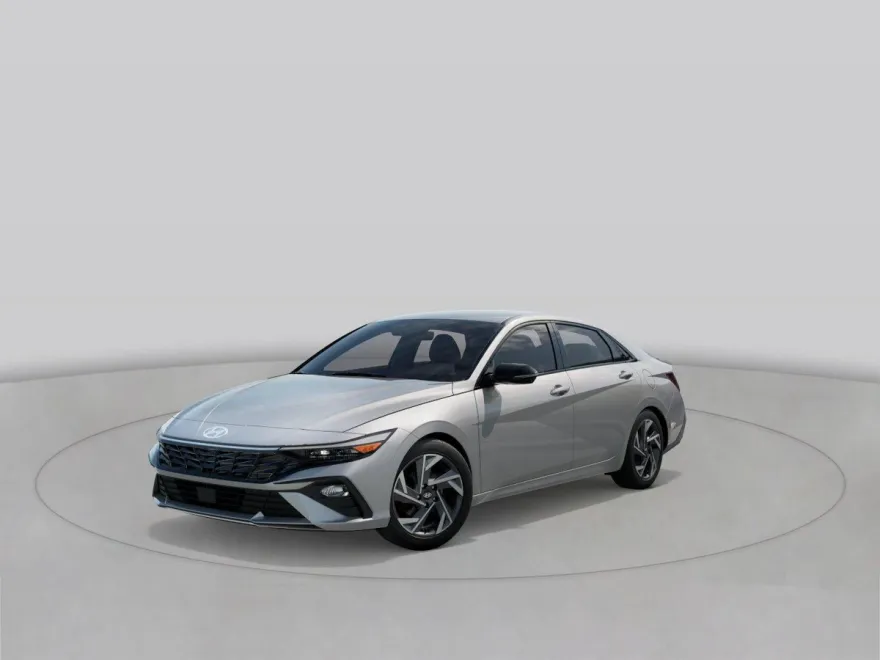 2025 Hyundai Elantra SEL Sport photo 1