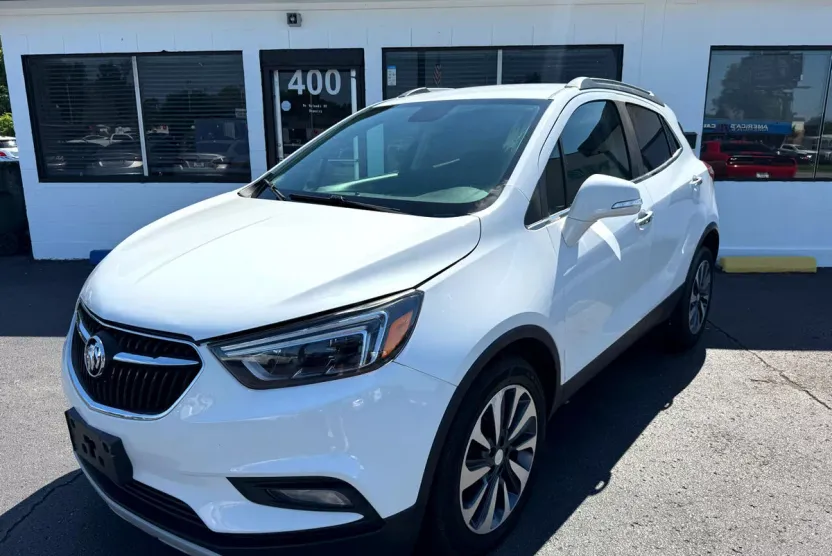 2020 Buick Encore Essence photo 1