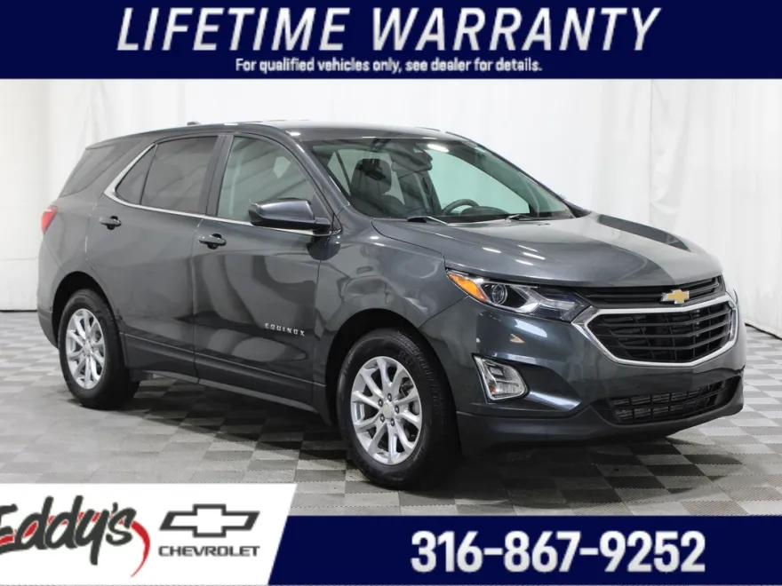 2021 Chevrolet Equinox LT photo 1