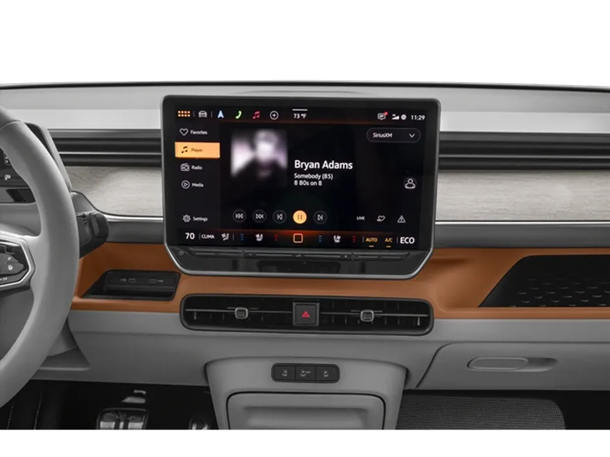 2025 Volkswagen ID. Buzz Pro Plus photo 8