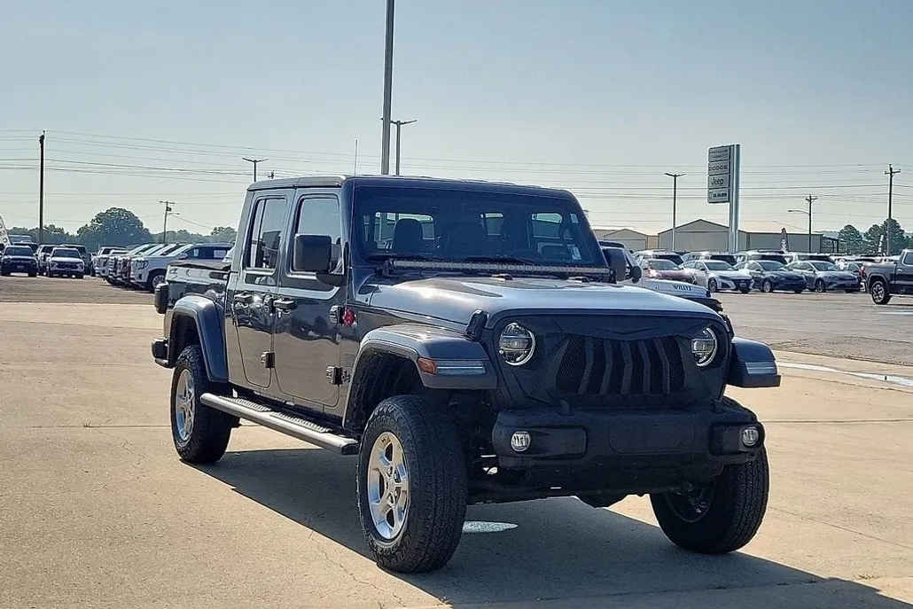 2021 Jeep Gladiator Freedom photo 1