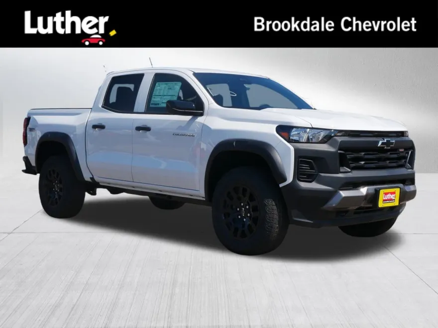 2026 Chevrolet Colorado Trail Boss photo 1