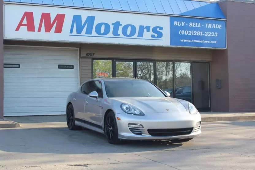 2012 Porsche Panamera Base photo 1