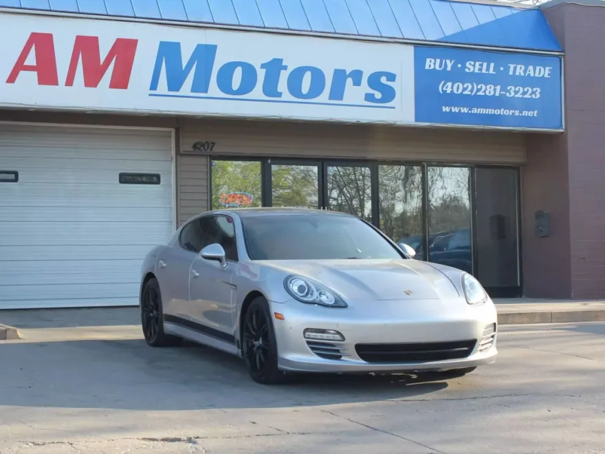 2012 Porsche Panamera Base photo 1