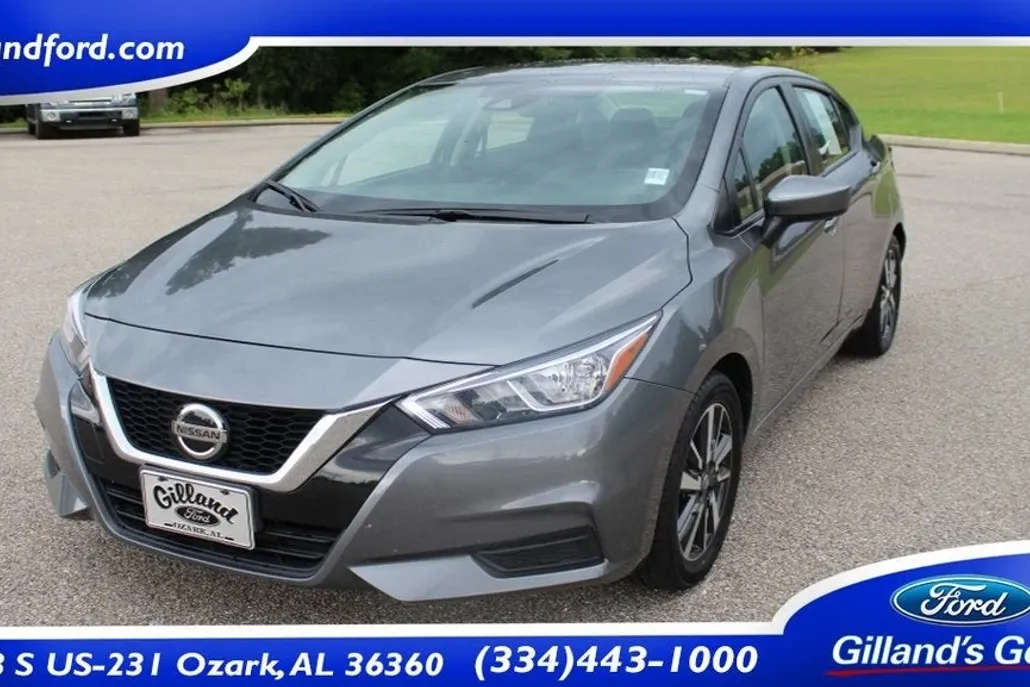 2022 Nissan Versa 1.6 SV photo 1