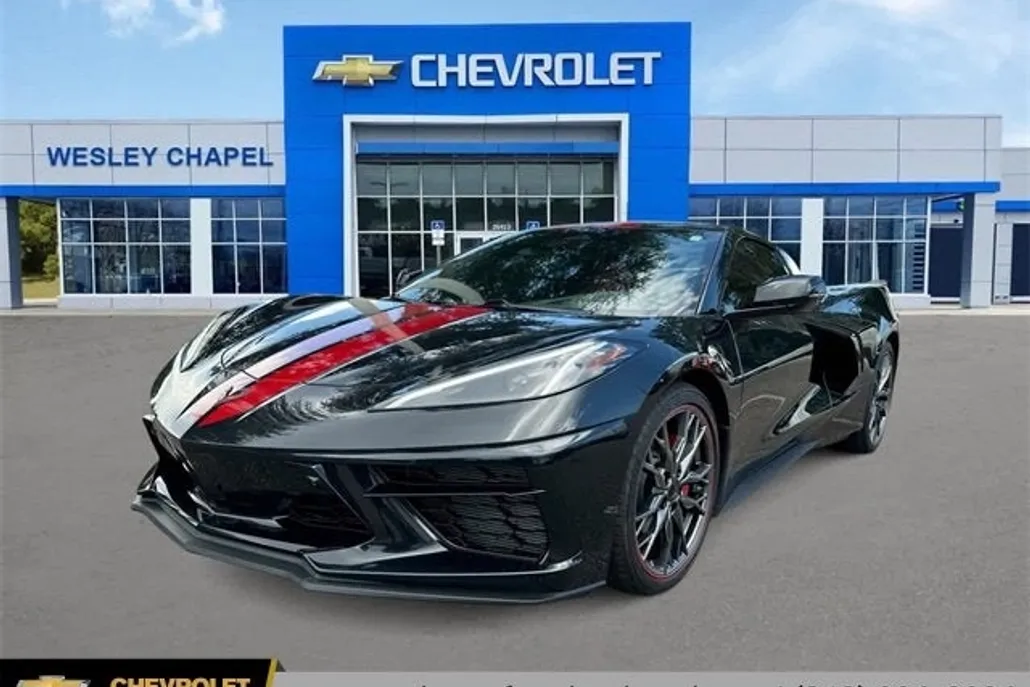2024 Chevrolet Corvette Stingray 2LT photo 1