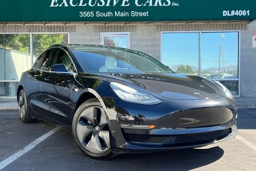 2018 Tesla Model 3 Long Range photo 1