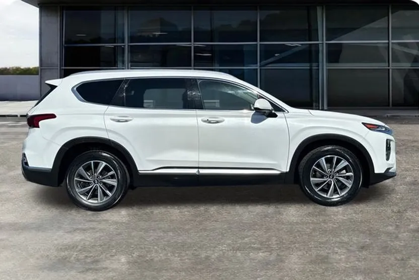2020 Hyundai Santa Fe SEL photo 1