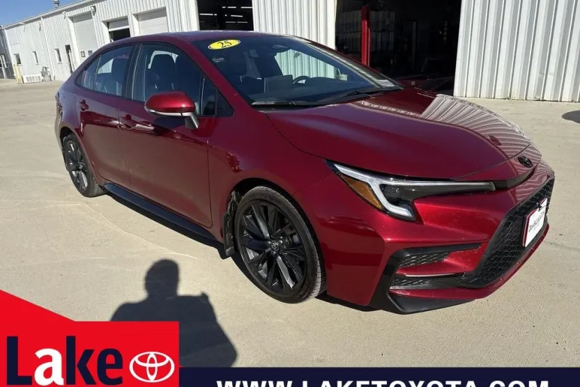 2025 Toyota Corolla XSE photo 1