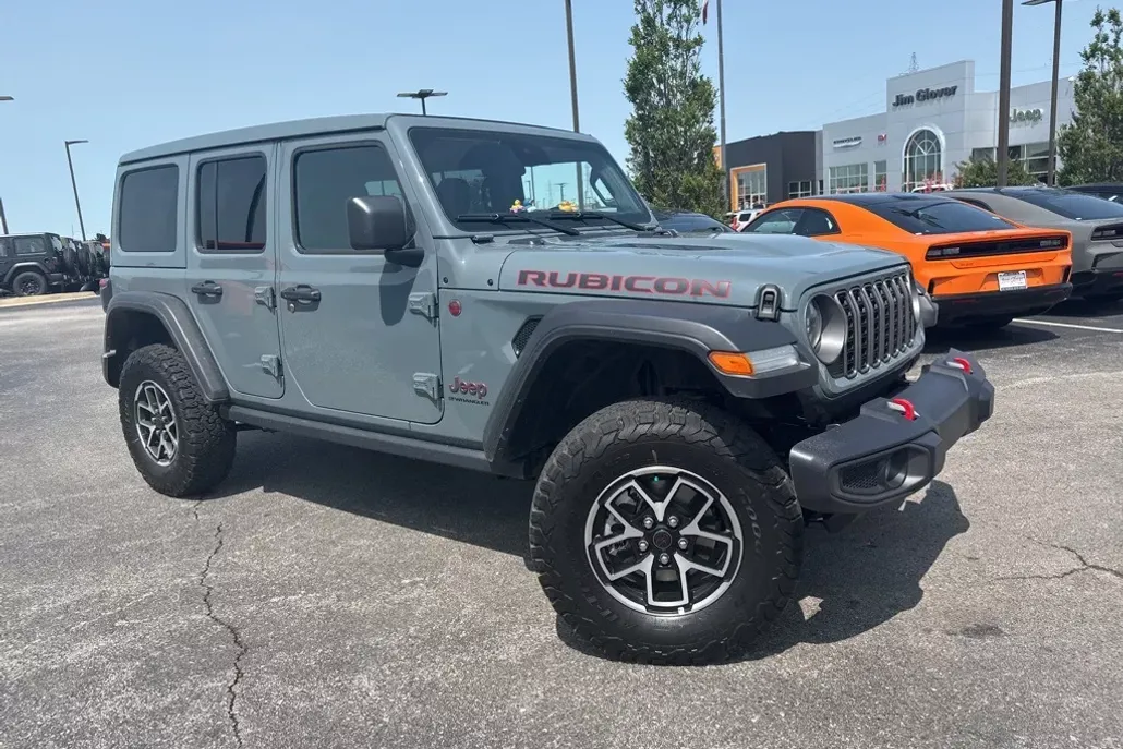 2025 Jeep Wrangler Rubicon photo 1
