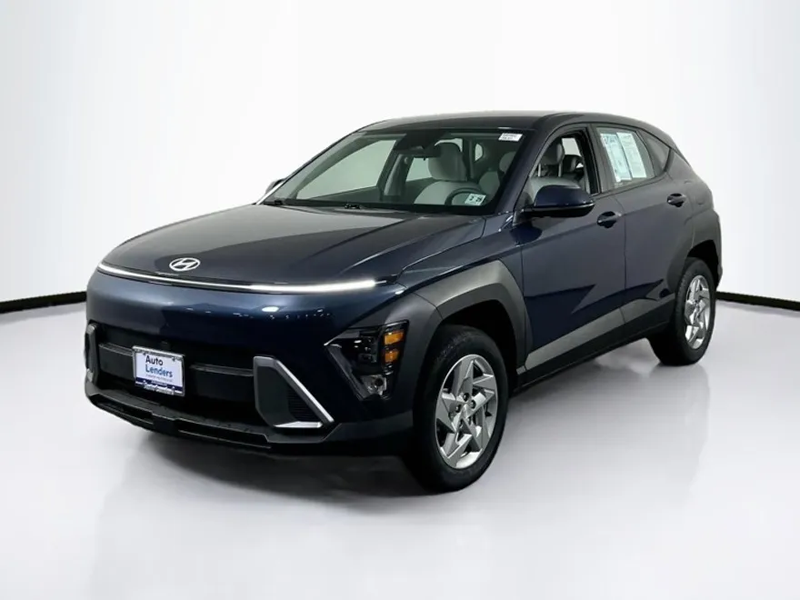 2024 Hyundai Kona SE photo 1
