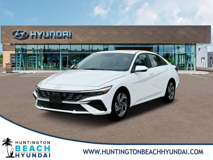 2025 Hyundai Elantra SEL Convenience photo 1