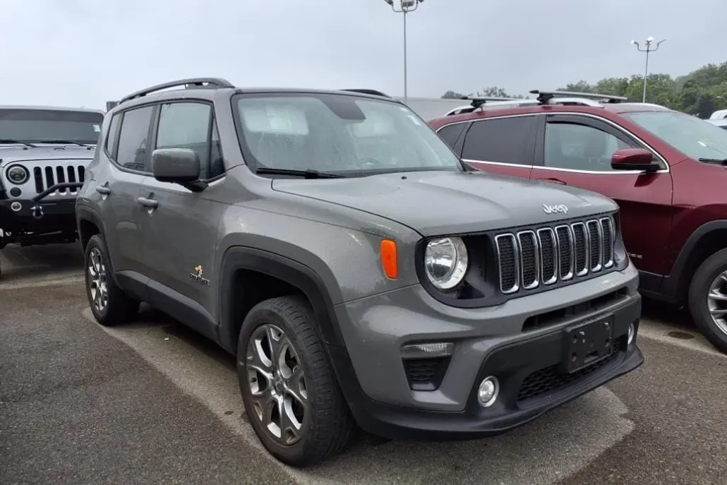 2019 Jeep Renegade Latitude photo 1