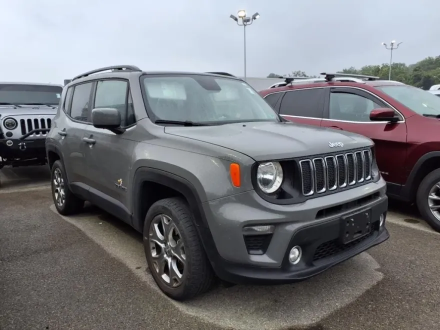 2019 Jeep Renegade Latitude photo 1