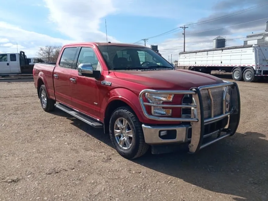 2017 Ford F-150 Lariat photo 1