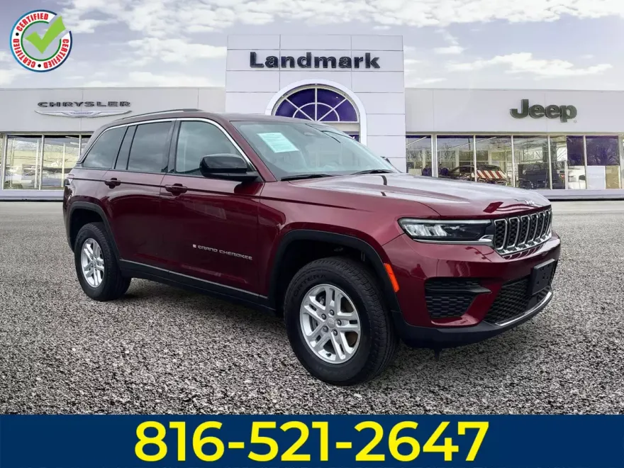 2023 Jeep Grand Cherokee Laredo photo 1
