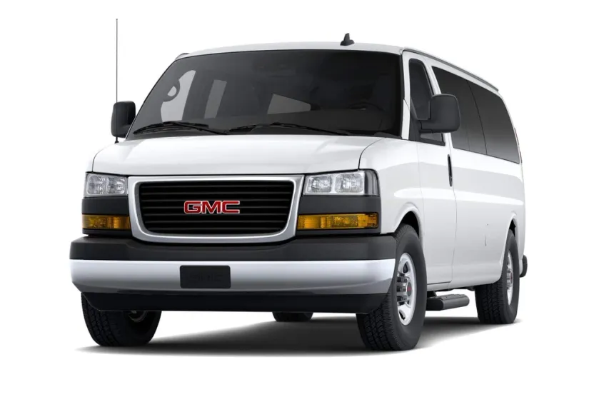 2025 Gmc Savana Passenger 3500 LT photo 1