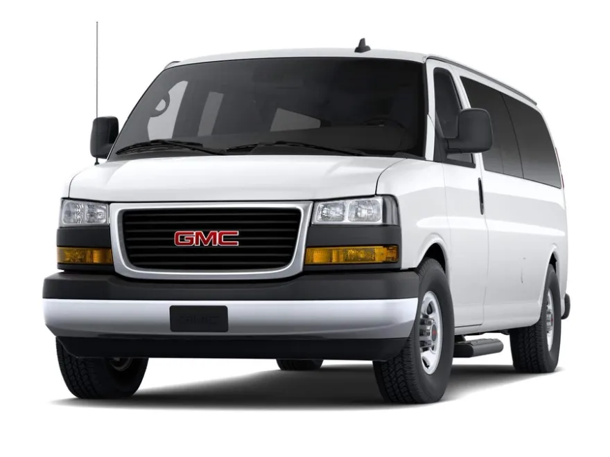 2025 Gmc Savana Passenger 3500 LT photo 1