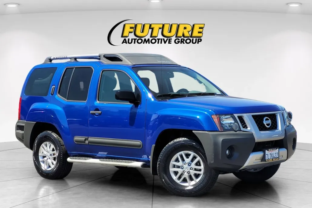 2015 Nissan Xterra S photo 1