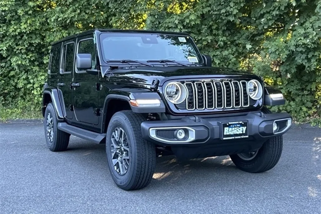 2025 Jeep Wrangler Sahara photo 1