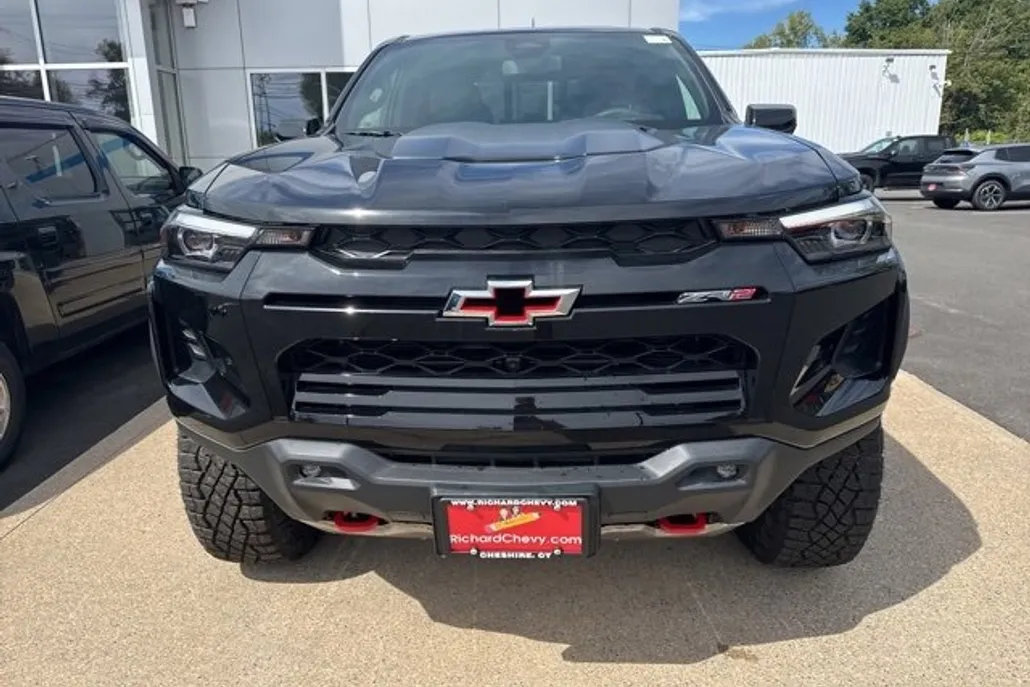2026 Chevrolet Colorado ZR2 photo 1