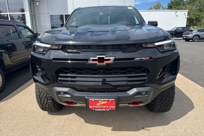 2026 Chevrolet Colorado ZR2 photo 1