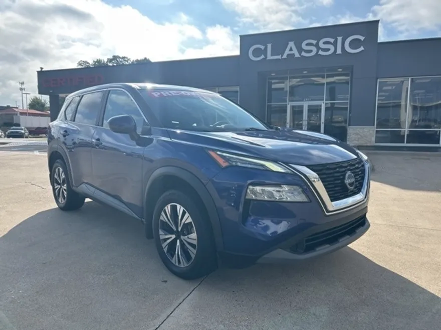 2023 Nissan Rogue SV photo 1