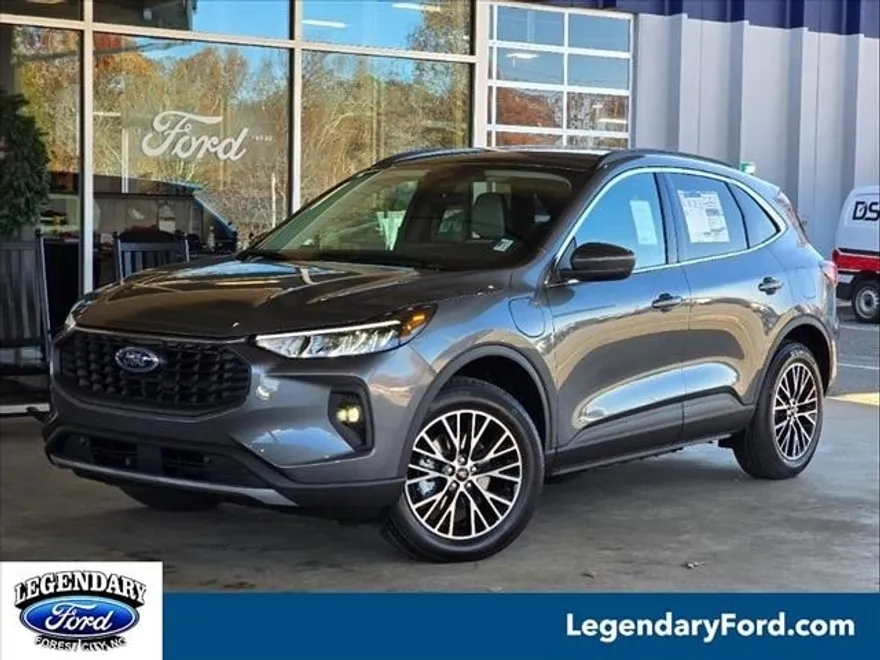 2025 Ford Escape Base photo 1